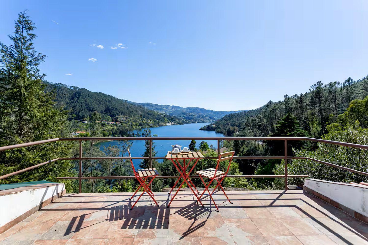 Geres Mountain Lake Views By Geres Casas エクステリア 写真
